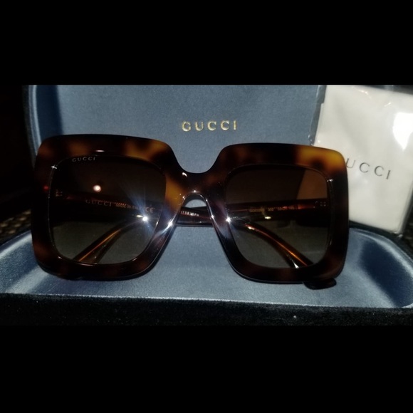 GUCCI GG0328S - Picture 1 of 5